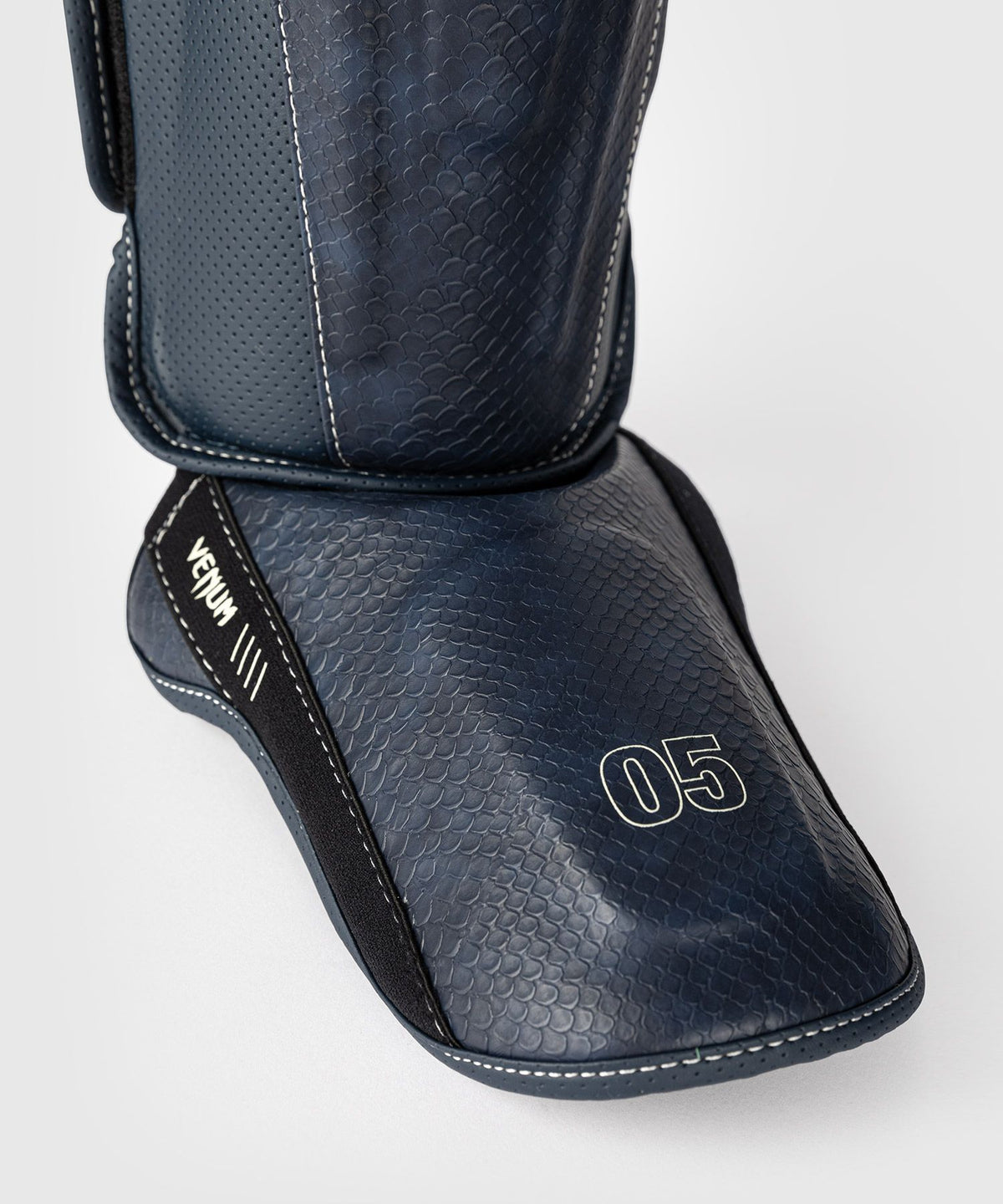Venum Impact Evo Scales Shinguards - Midnight Blue