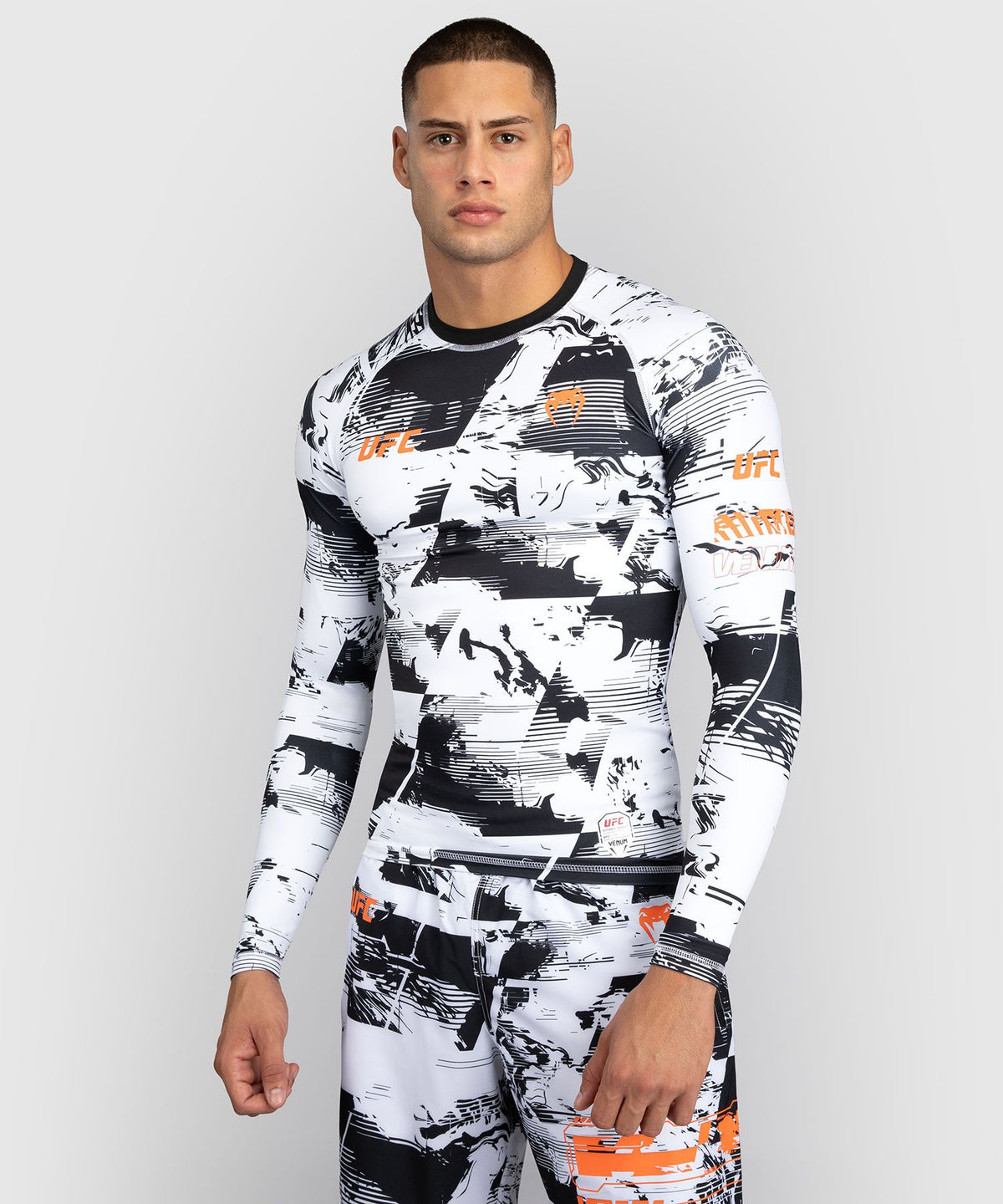 Men's UFC Zenith by Venum White Authentic Fight Week Performance Long Sleeve Rashguard