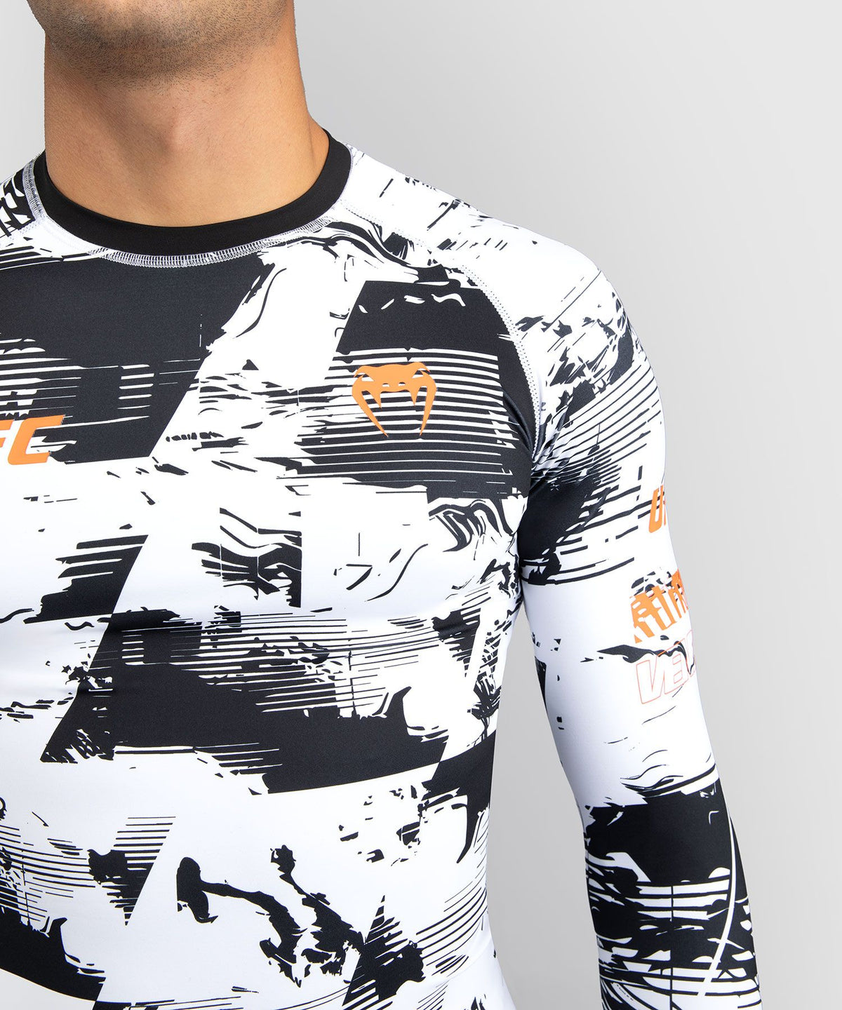 Men's UFC Zenith by Venum White Authentic Fight Week Performance Long Sleeve Rashguard