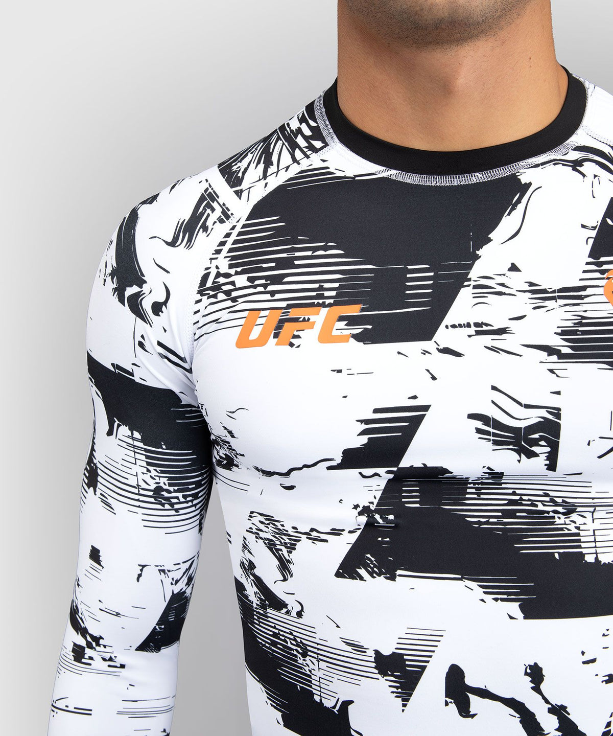 Men's UFC Zenith by Venum White Authentic Fight Week Performance Long Sleeve Rashguard